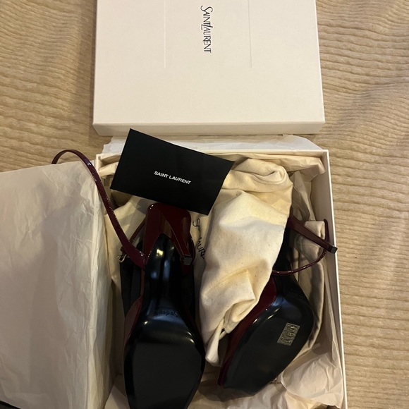 Brand new never worn with box and dust bag in season YSL heels - Picture 1 of 3